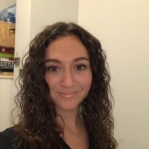 Meet your Posher, Alix